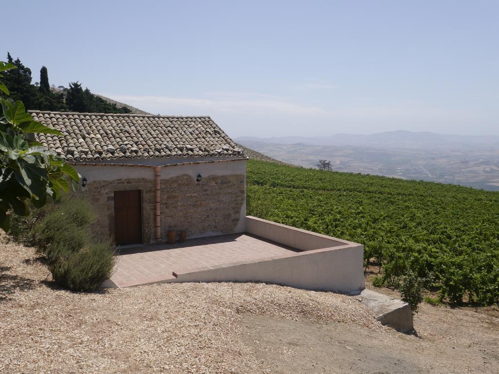 Casa Nel Vigneto Erice Exterior foto
